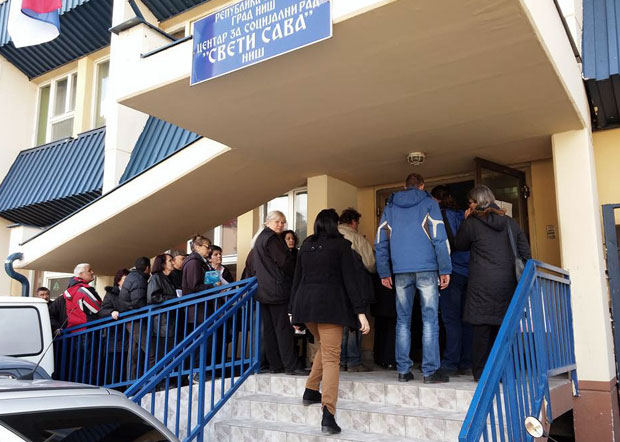 Гужвe за упис - плате